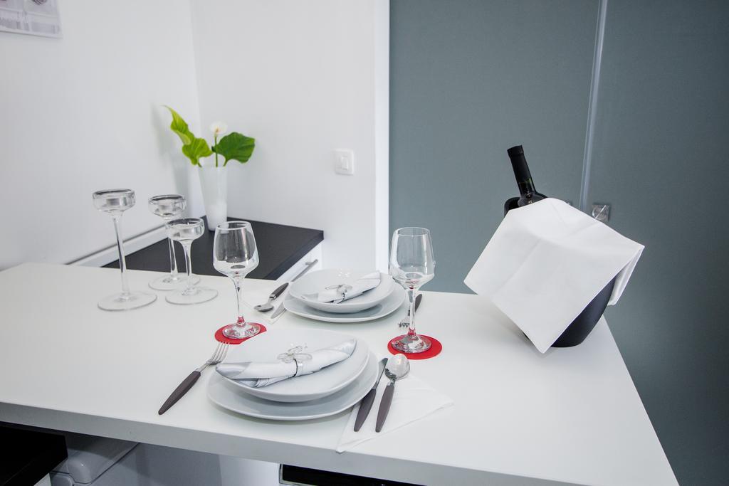 Luxury Studio Apartment White Sensation Βόντιτσε Εξωτερικό φωτογραφία