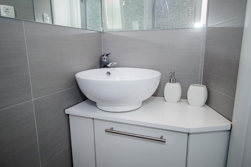 Luxury Studio Apartment White Sensation Βόντιτσε Εξωτερικό φωτογραφία